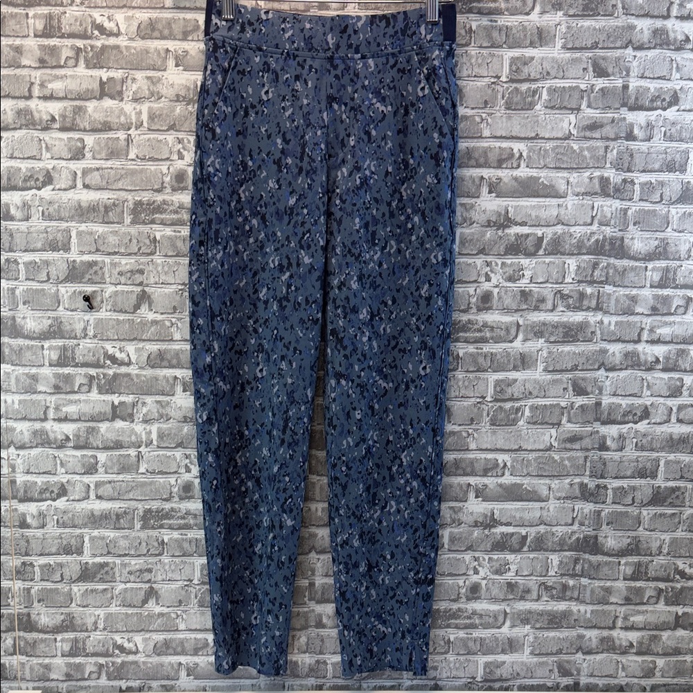 Athleta Blue Patterned Pants